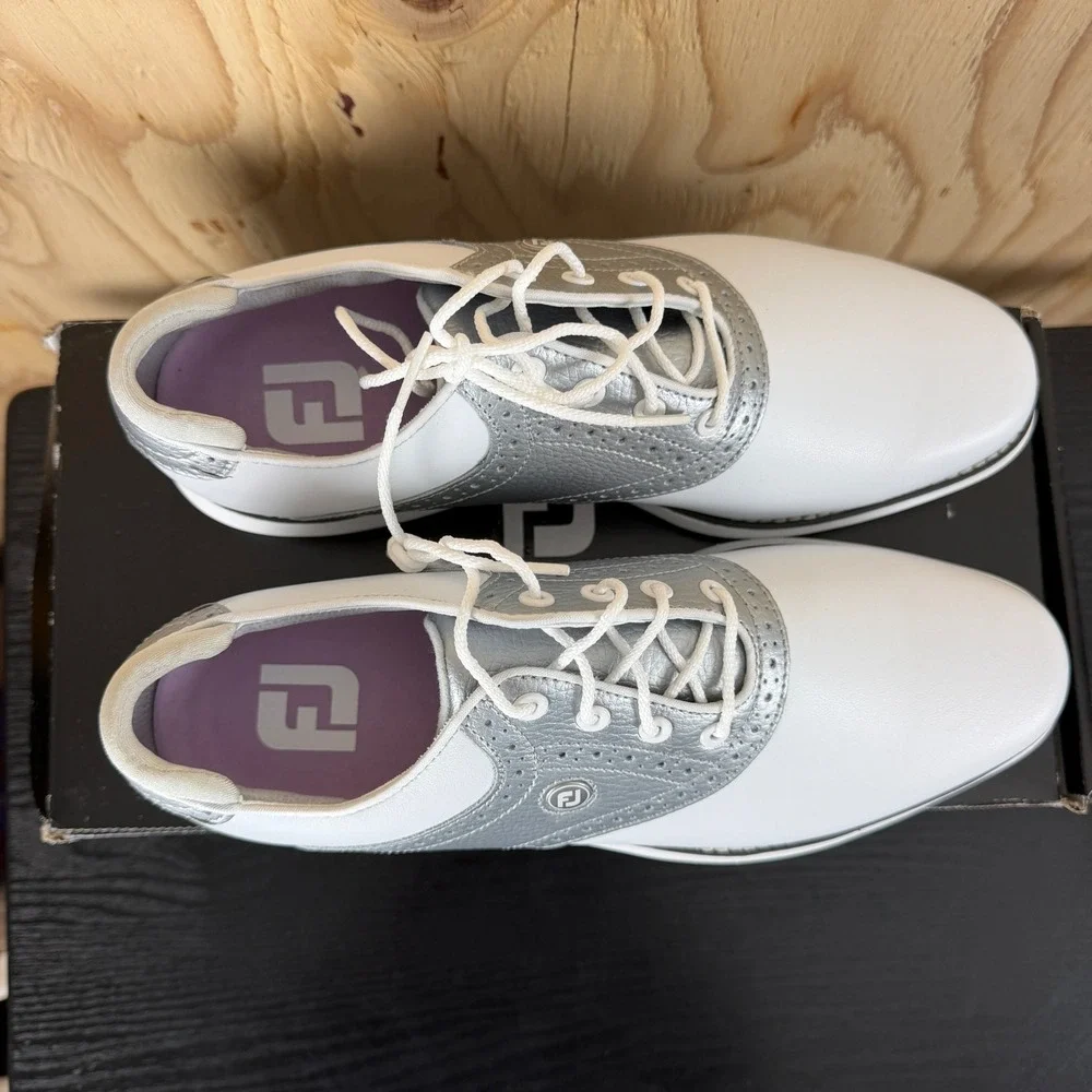 FootJoy traditions golf